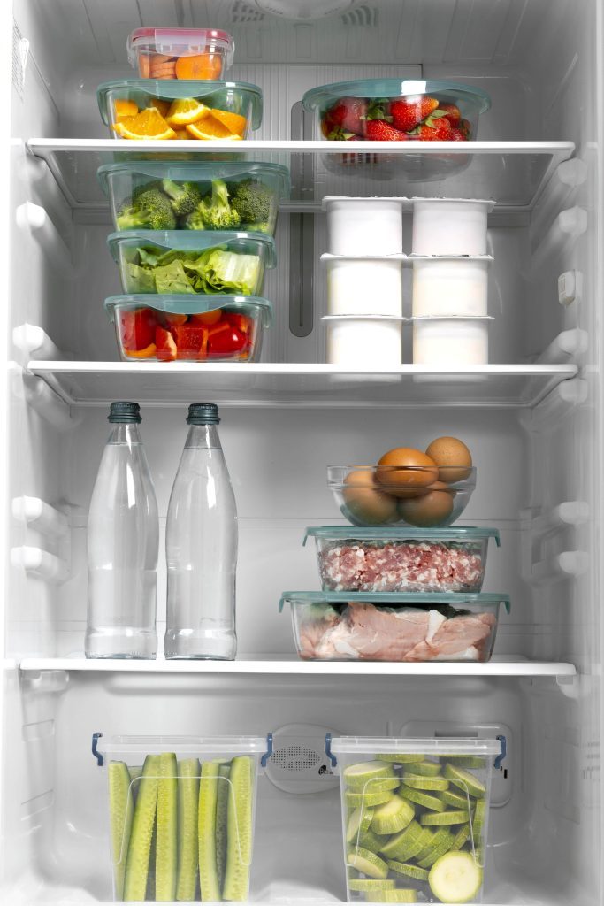 can listeria survive in the refrigerator
