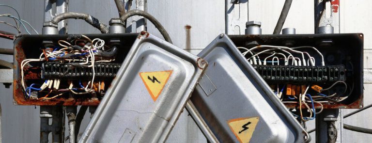 Electronic Corrosion: The Role of Corrosion in System Malfunction ...