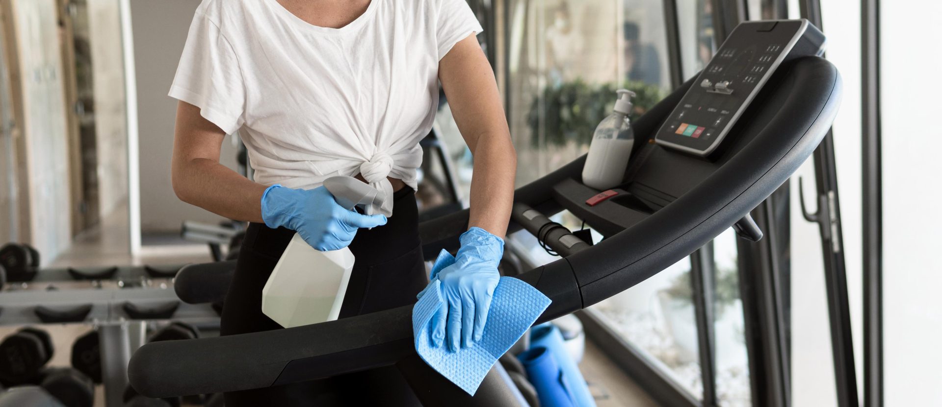 how to maintain cleanliness in gyms